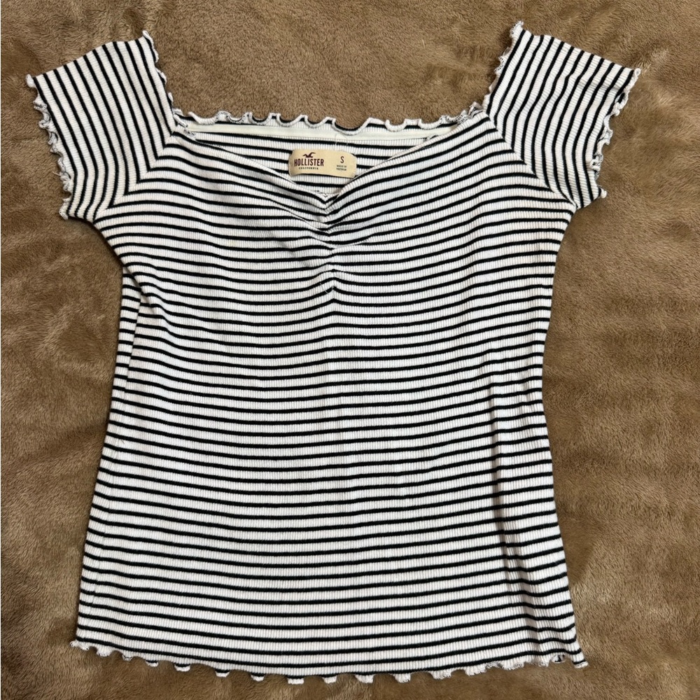 Hollister Black and White Striped Short Sleeve Top